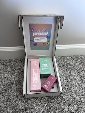 Skin Proud PR box